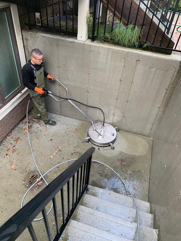 commercial pressure washing