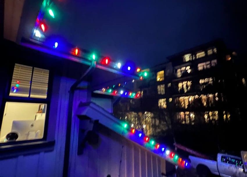 Christmas lights hanging services in Burnaby